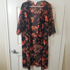 Medium Lularoe Shirley Black and Pink